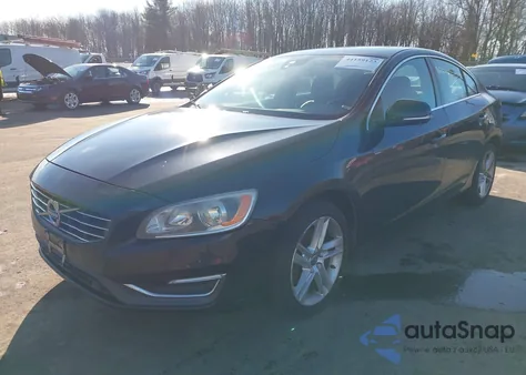 2015 Volvo S60 T5 Premier из США, поврежденный, VIN YV126MFK5F1361146